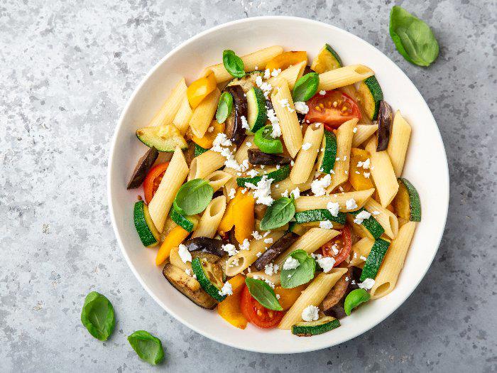 COMBIONLINE - Penne with marinated vegetables and slow cooked cherry tomato