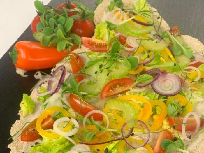 COMBIONLINE - Raw delicious tarte flambée