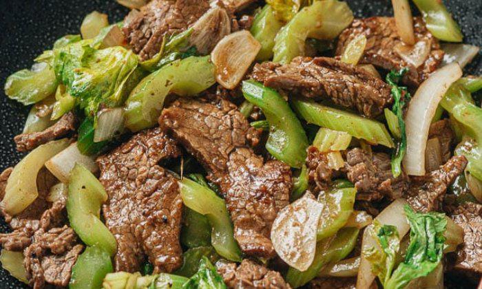 COMBIONLINE - Stir fried Beef with celery and green peppers corn