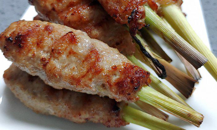 COMBIONLINE - Grilled Minced Pork with lemongrass stick