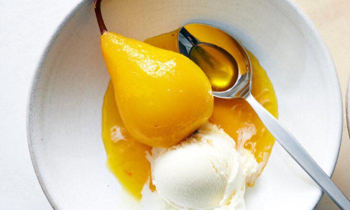COMBIONLINE - Sous-vide pear with saffron and cardamom