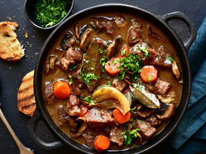 COMBIONLINE - Beef Stew with Red Wine
