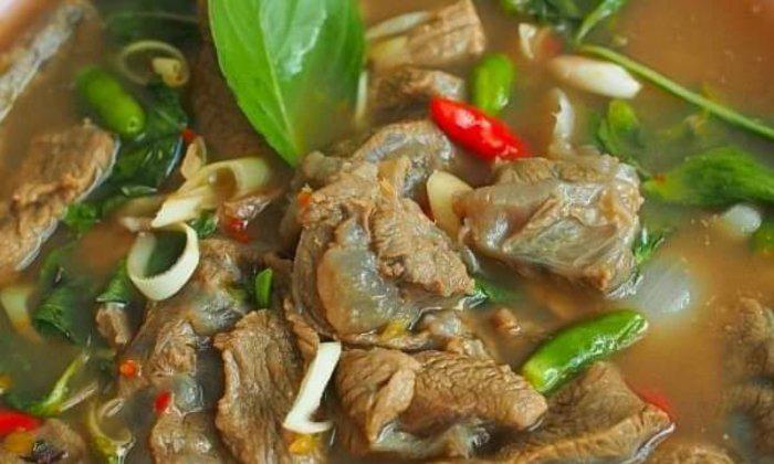 COMBIONLINE - Daging sapi rebus dengan cabai dan jeruk nipis (Thailand)